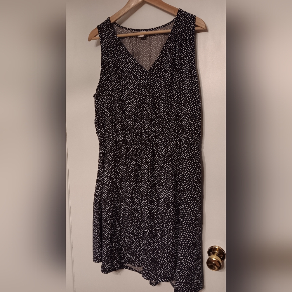 Old Navy Dark Navy Blue and White Dotted Midi Dress